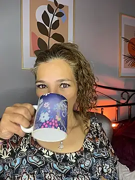 Snapshot of JennaMilf_ chatting on 28, 4, 2026 JennaMilf online show from 28, 4, 2026