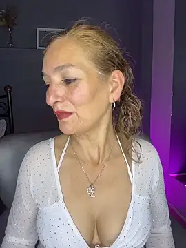 JennaMilf  online show from 4, 4, 2026