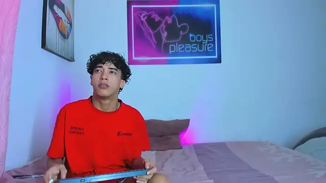 Pleasure boys hot online show from 19, 4, 2026