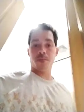 Lukas-thiago online show from 22, 12, 2025