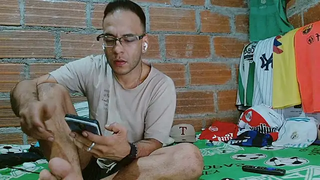 Alphamaster 92 online show from 21, 2, 2026