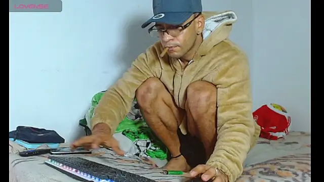 Snapshot of Alphamaster_92 chatting on 10, 5, 2026 Alphamaster 92 online show from 10, 5, 2026