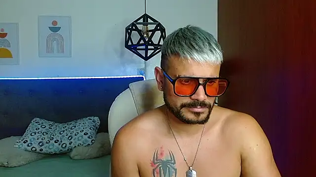 Snapshot of brunno_boos chatting on 18, 2, 2026 brunno boos online show from 18, 2, 2026