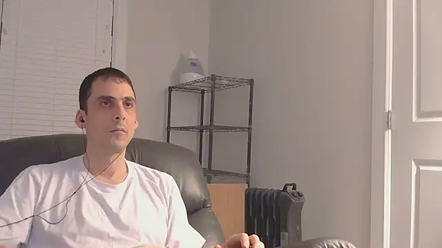 Snapshot of SissyJosh chatting on 9, 2, 2026 SissyJosh online show from 9, 2, 2026
