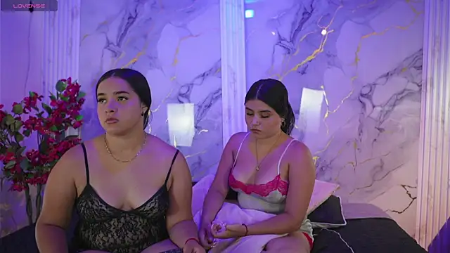 Scarlet and naomi online show from 24, 3, 2026