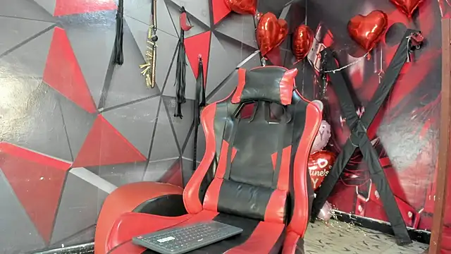 Victor LatinBoy online show from 15, 2, 2026