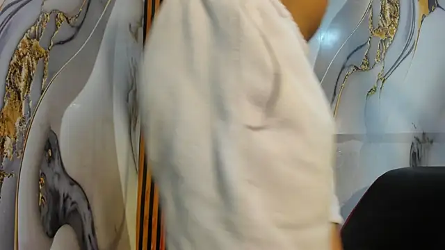 Victor LatinBoy online show from 10, 1, 2026