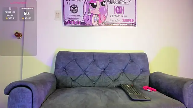 Victor LatinBoy online show from 5, 4, 2026