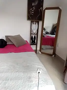 mellzinhacasada online show from 20, 4, 2026