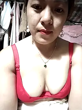 Snapshot of Lucky_cutee chatting on 12, 5, 2026 Lucky cutee online show from 12, 5, 2026
