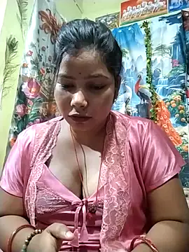 Snapshot of cftttttd56 chatting on 7, 5, 2026 cftttttd56 online show from 7, 5, 2026
