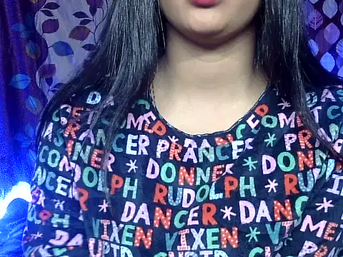 cute Dirty Diva online show from 13, 2, 2026