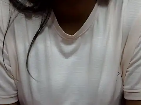 cute Dirty Diva online show from 19, 4, 2026