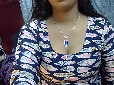 cute Dirty Diva online show from 16, 4, 2026