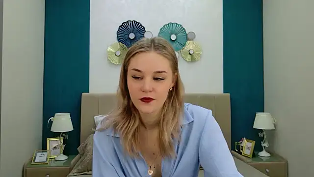 Molly Voss online show from 9, 2, 2026