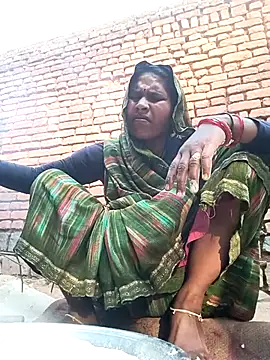 Snapshot of Rakhi_cut chatting on 15, 5, 2026 Rakhi cut online show from 15, 5, 2026