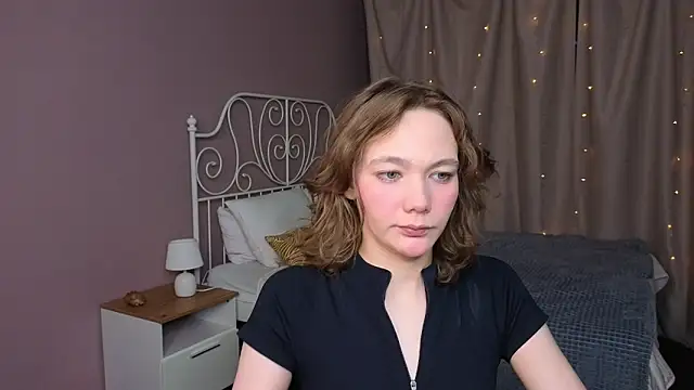 Snapshot of NovaEva_ chatting on 22, 5, 2026 NovaEva online show from 22, 5, 2026
