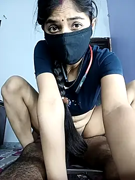 Curvy Kavya online show from 8, 4, 2026