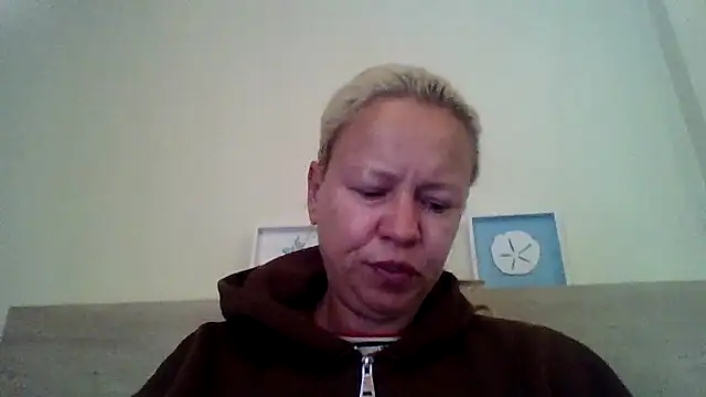 jennyblondeuk online show from 9, 5, 2026