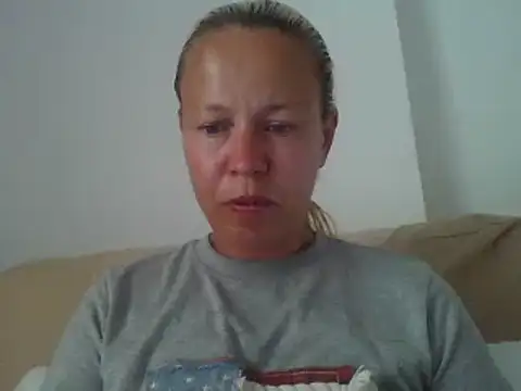 jennyblondeuk online show from 1, 6, 2026