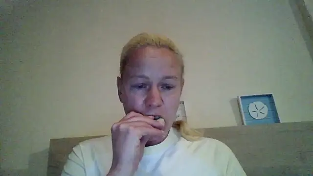 jennyblondeuk online show from 18, 4, 2026