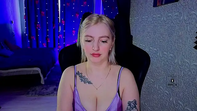 Eva Vibe  online show from 9, 3, 2026