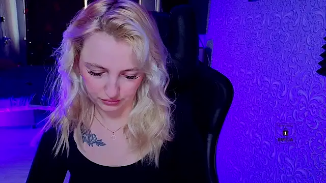 Eva Vibe  online show from 29, 3, 2026