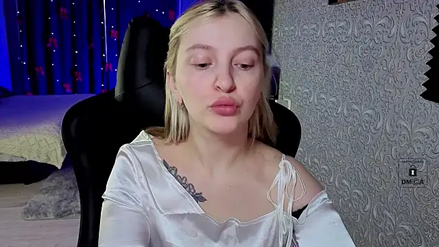 Eva Vibe  online show from 11, 2, 2026