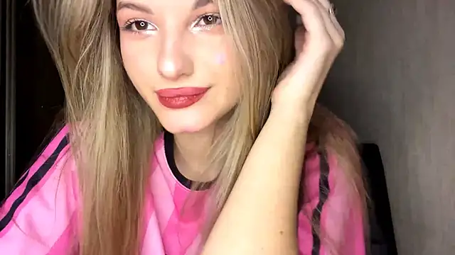 EmllyLighty online show from 12, 1, 2026