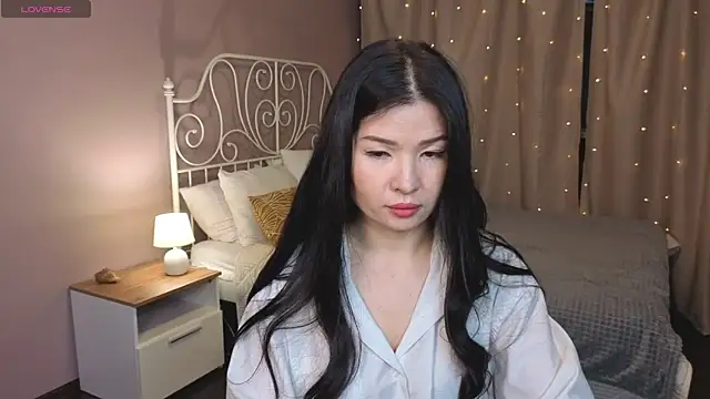 Snapshot of Lea_Apple chatting on 17, 6, 2026 Lea Apple online show from 17, 6, 2026
