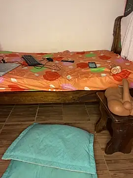 TheSexyLaura online show from 24, 4, 2026