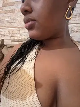 amorasecy online show from 18, 4, 2026