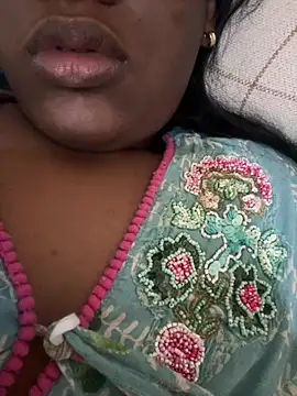 Snapshot of amorasecy chatting on 29, 4, 2026 amorasecy online show from 29, 4, 2026