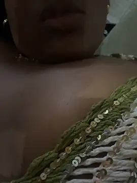 Snapshot of amorasecy chatting on 17, 5, 2026 amorasecy online show from 17, 5, 2026