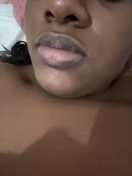 amorasecy online show from 15, 4, 2026