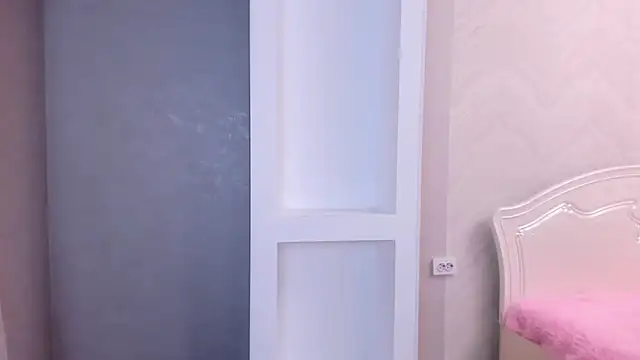 zyklonian online show from 3, 3, 2026