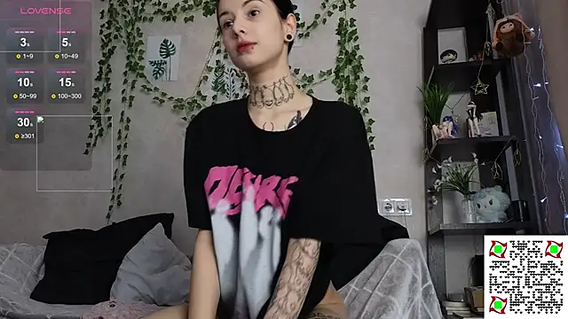 LeonaHinnes online show from 16, 1, 2026