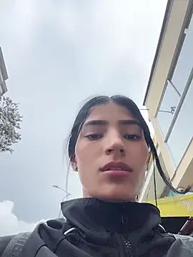 Ema Rose  online show from 16, 4, 2026