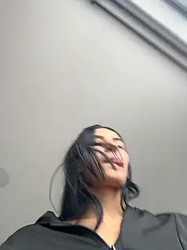 Ema Rose  online show from 18, 7, 2026