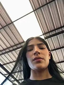 Ema Rose  online show from 28, 7, 2026