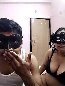 Snapshot of DesiSeductress chatting on 3, 6, 2026 DesiSeductress online show from 3, 6, 2026
