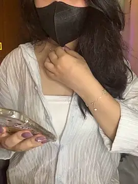 Sofiababy22 online show from 1, 4, 2026