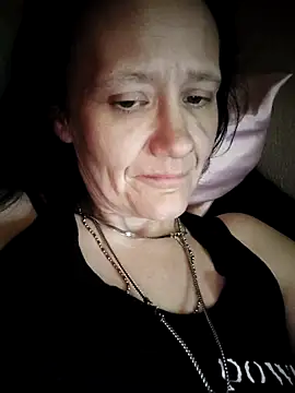 CrownedCuppa online show from 22, 4, 2026