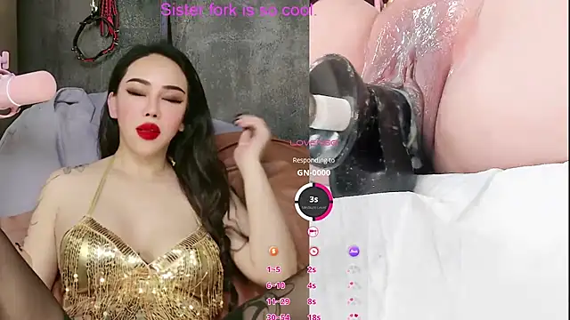 Snapshot of ladyfengyeS010 chatting on 6, 5, 2026 ladyfengyeS010 online show from 6, 5, 2026