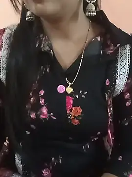 Snapshot of Deshi_bhabhi143 chatting on 24, 6, 2026 Deshi bhabhi143 online show from 24, 6, 2026