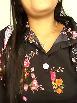 Deshi bhabhi143 online show from 12, 4, 2026