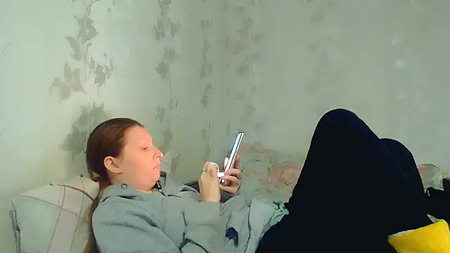 Snapshot of CrystallAngel chatting on 21, 3, 2026 CrystallAngel online show from 21, 3, 2026