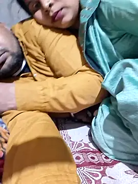 Radhacpl9528 online show from 13, 2, 2026