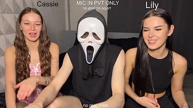 girls secrets online show from 22, 2, 2026