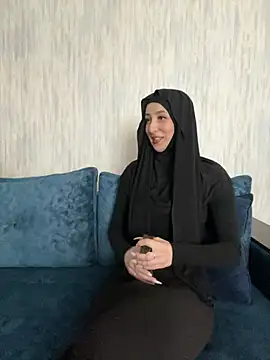 LuxBrunette  online show from 20, 4, 2026